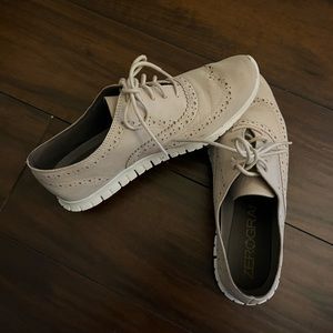 Cream Zero Grand Cole Haans, size 9.5